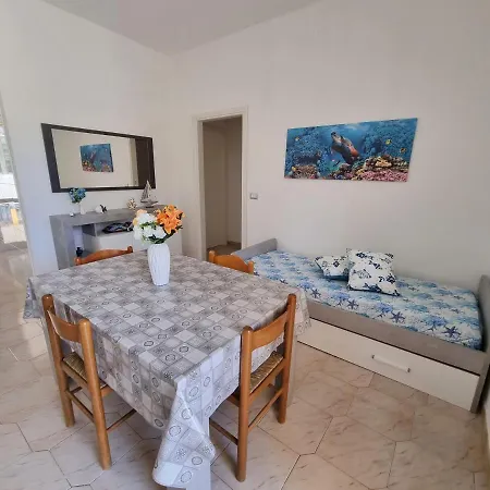 Apartment Nettuno Baia *