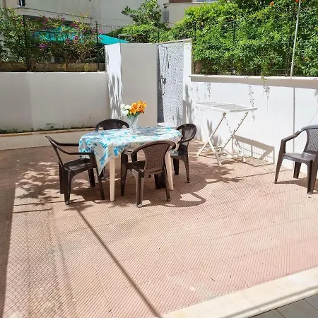 Apartment Nettuno Baia